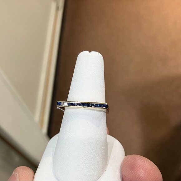 Sapphire And Diamond Gold Ring - Picture 2 of 7